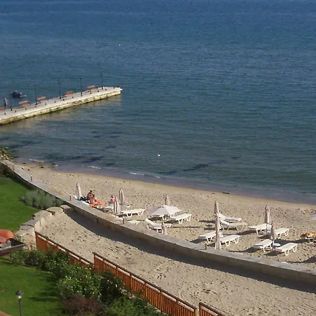 Garden Of Eden, Sea View Apartment, شقة *